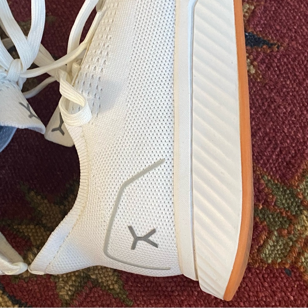 Flux Zero Drop Sneakers - Adapt Runner - White / Gum RN / M8 / W9.5 - Picture 11 of 13